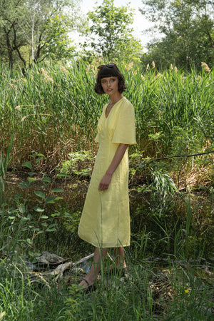 ЛЕНЕНА ДЪЛГА РОКЛЯ