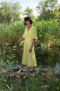 ЛЕНЕНА ДЪЛГА РОКЛЯ